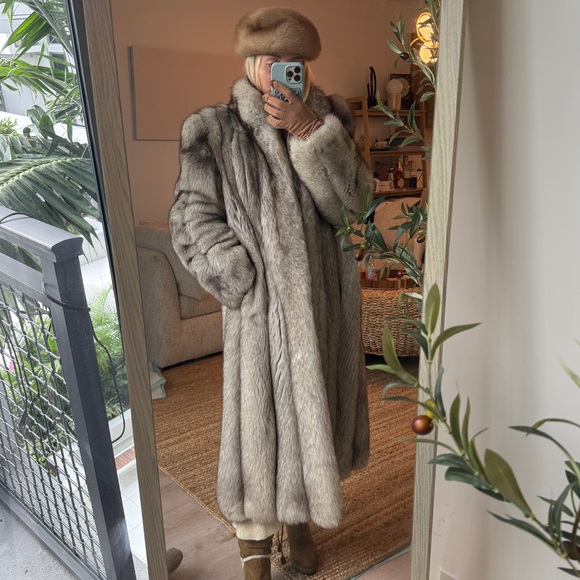 Vintage real fur hat apres ski aspen beret Courchevel NYC glam puffer hat - Picture 1 of 9